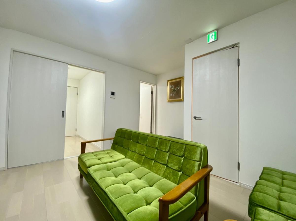 Apartamento 西新井ウエストハウス【nishiarai West House】 *